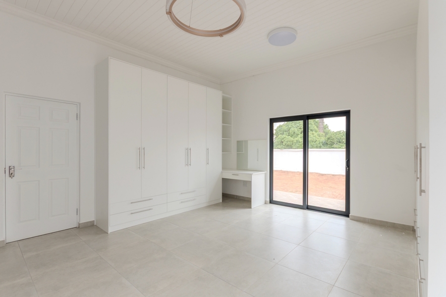 3 Bedroom Property for Sale in Brittania Beach Estate Western Cape